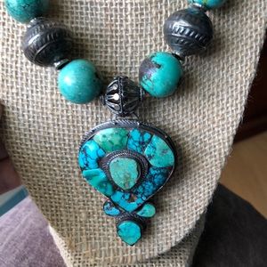 Turquoise and sterling silver necklace choker